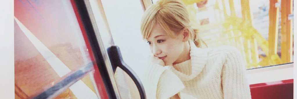 looveta13's profile banner image