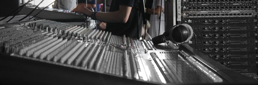 latebarblog's profile banner image