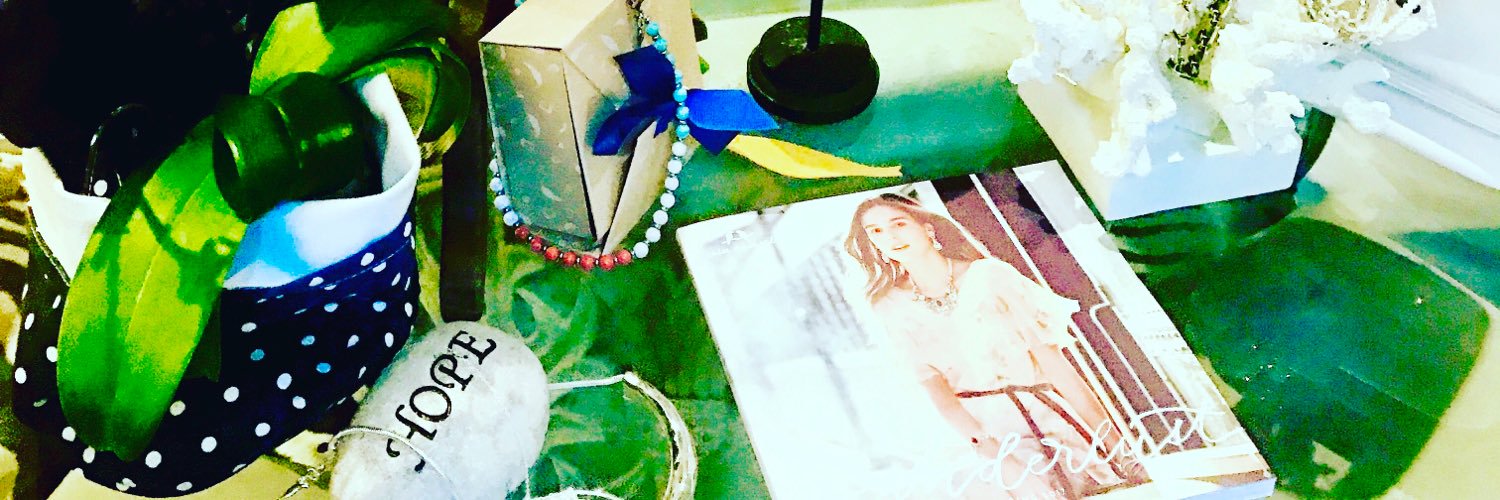 lorriefinkel's profile banner image