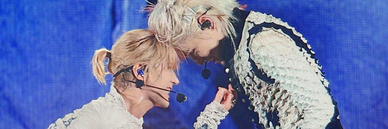 LayBaek104's profile banner image