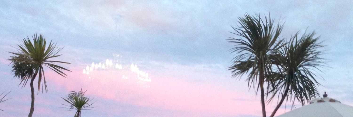 oliviaa_w's profile banner image