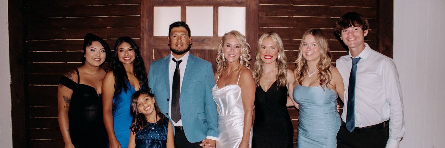 Chloe banner
