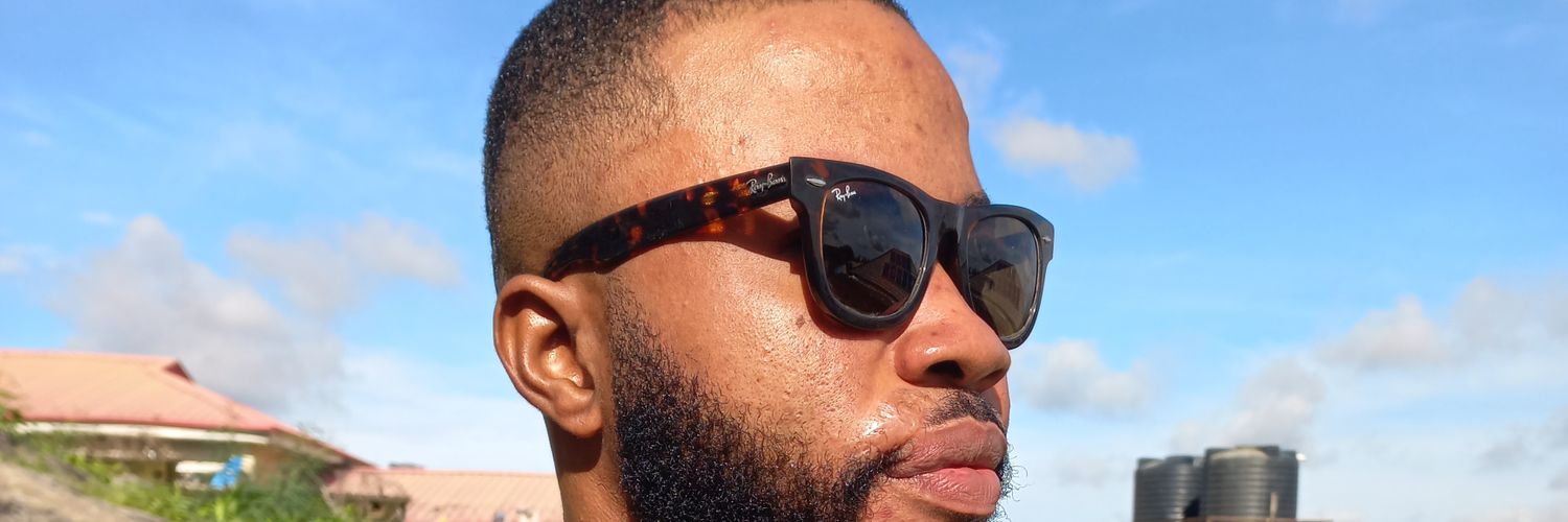 DavidoYoungD's profile banner image