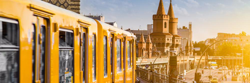 Darius Moeini banner