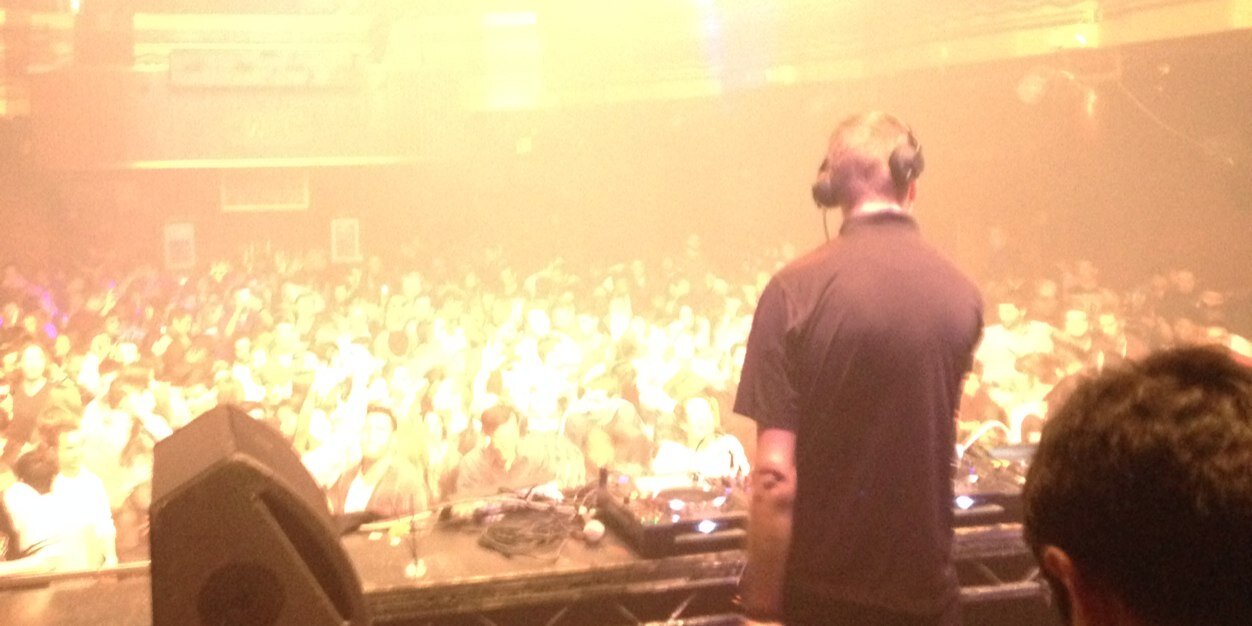 Zachary Weiss banner