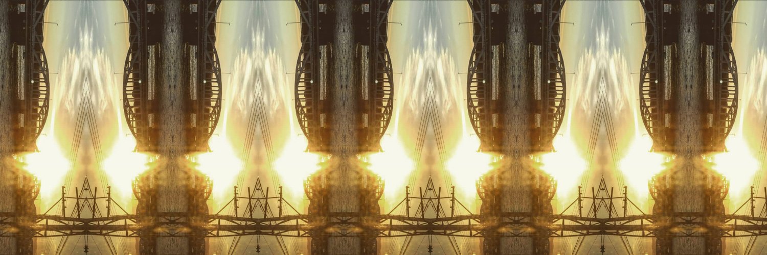 quront's profile banner image