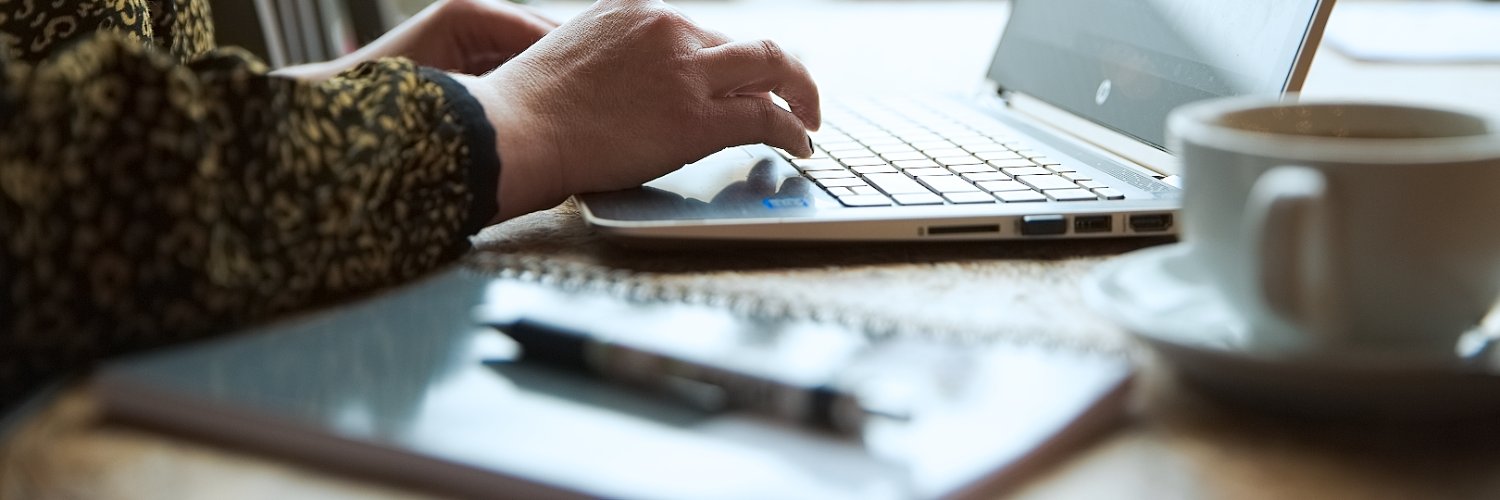 Julia Clements Roche banner