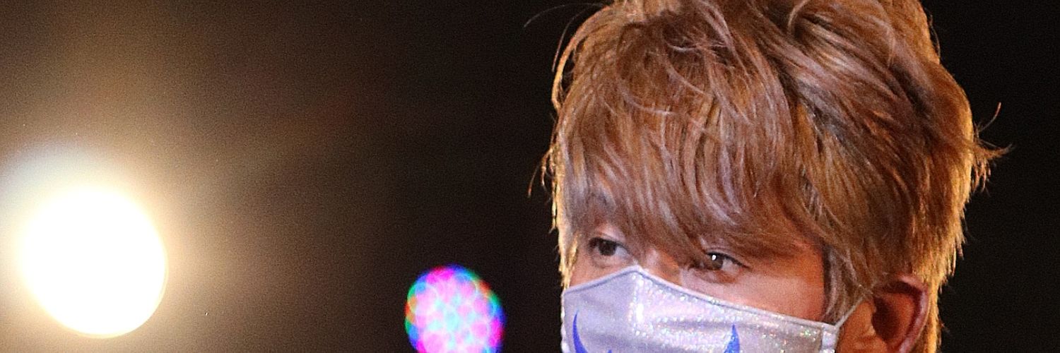 2712F's profile banner image