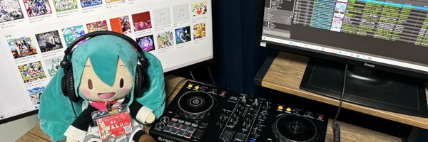 aria_Twice Profile Banner