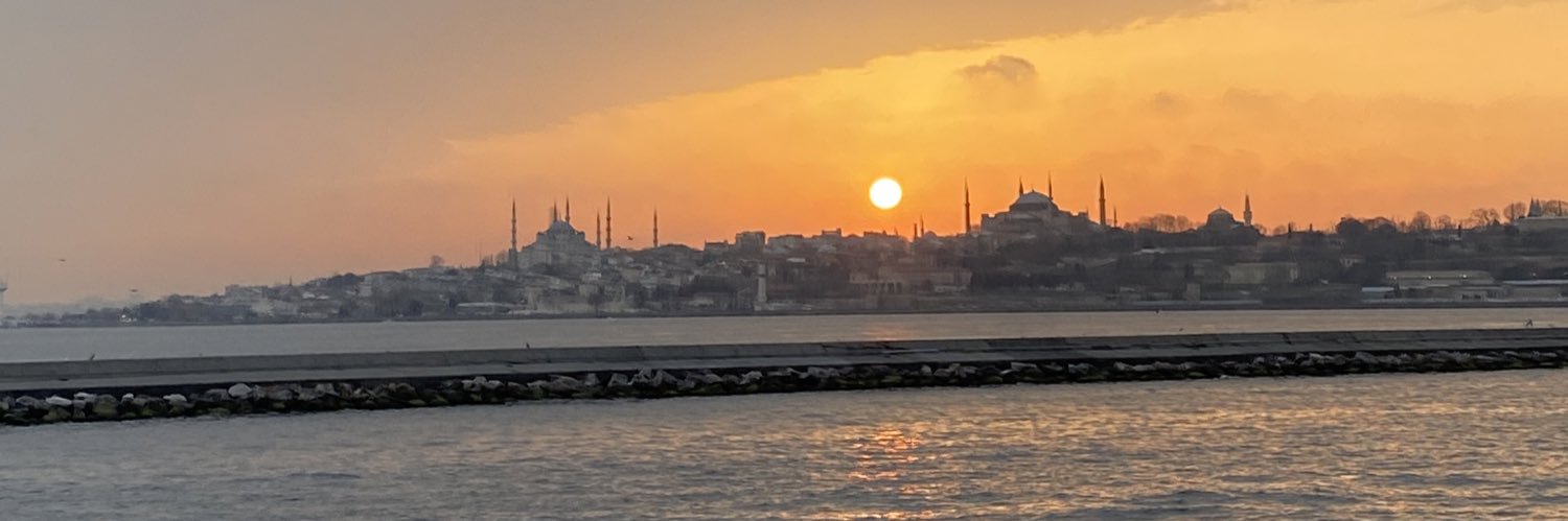 camii_of's profile banner image