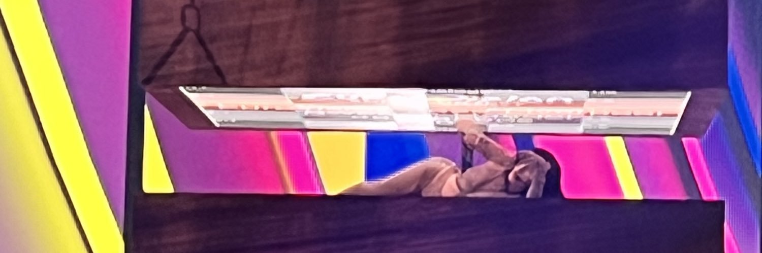 iFallOverLots's profile banner image
