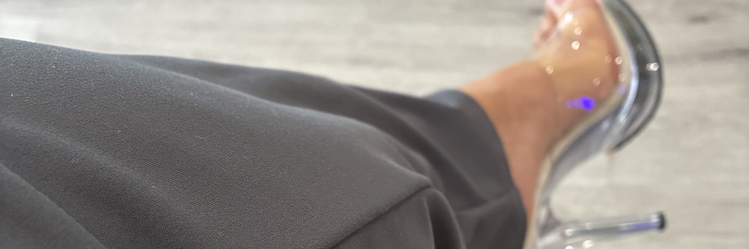 dayshamonet's profile banner image