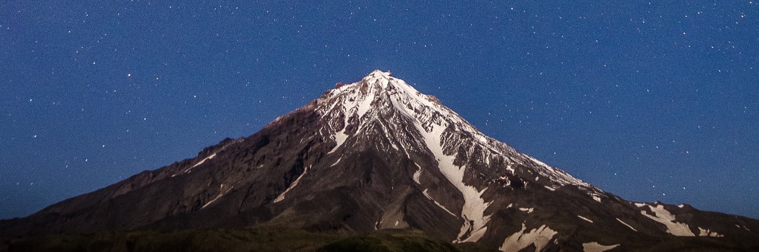 vmieer's profile banner image