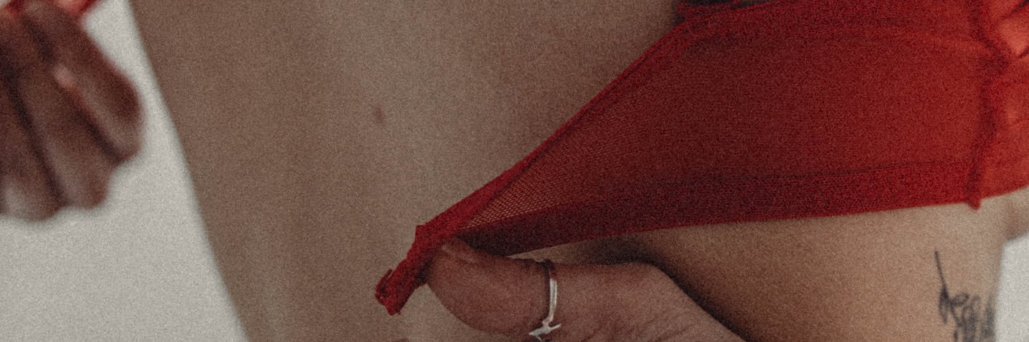 ZoeAkiko's profile banner image