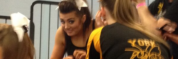 realvickyglenn Profile Banner