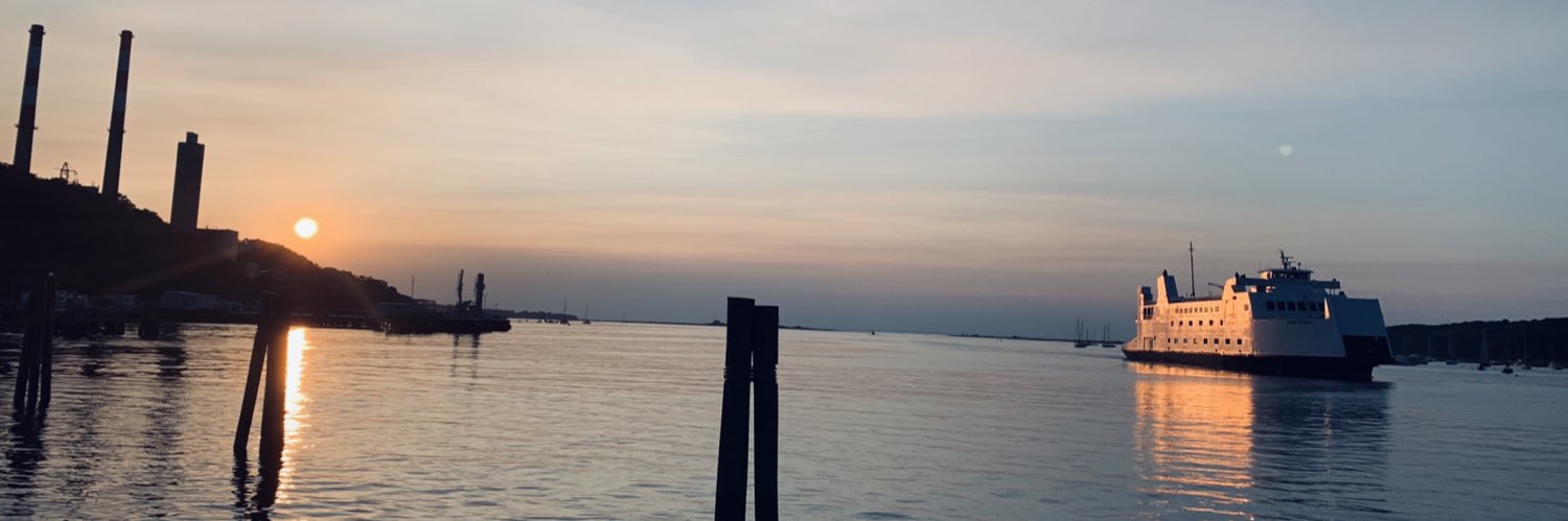 emilyaheller's profile banner image