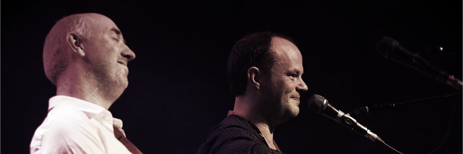 Simon Thoumire banner