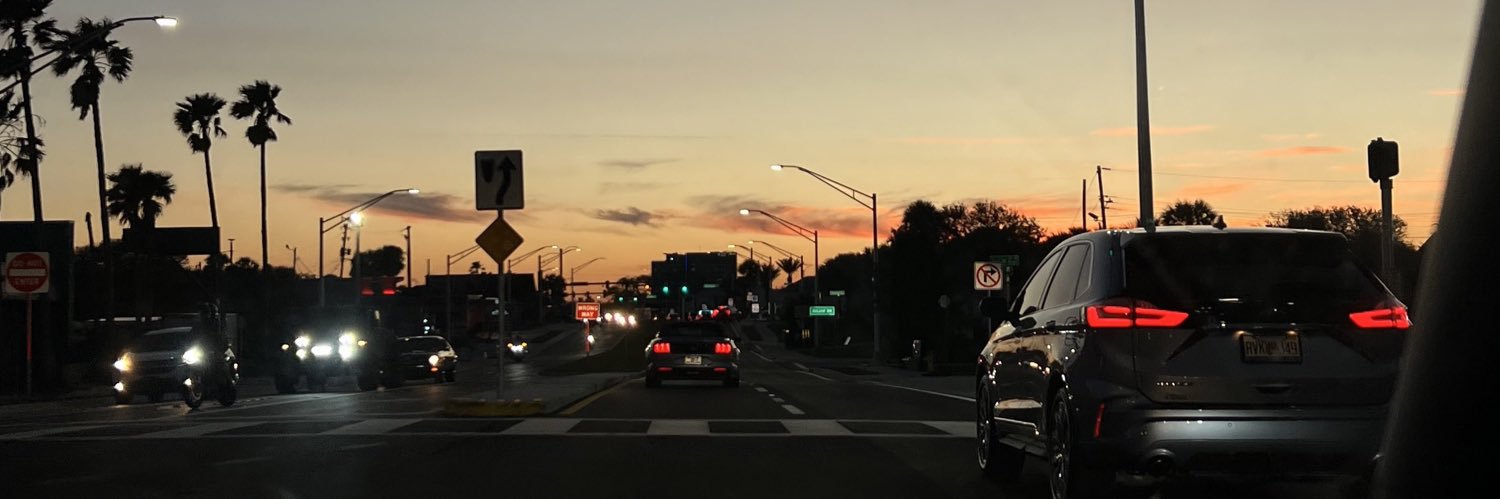 Luuz's profile banner image