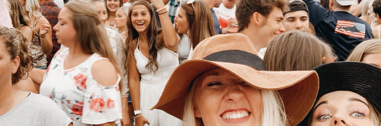 maddycarter_13's profile banner image