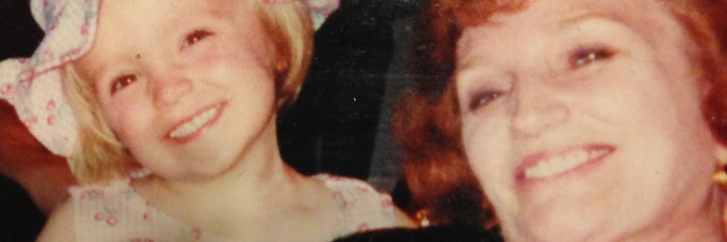 oliviaeea's profile banner image