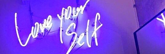 _moodmood's profile banner image