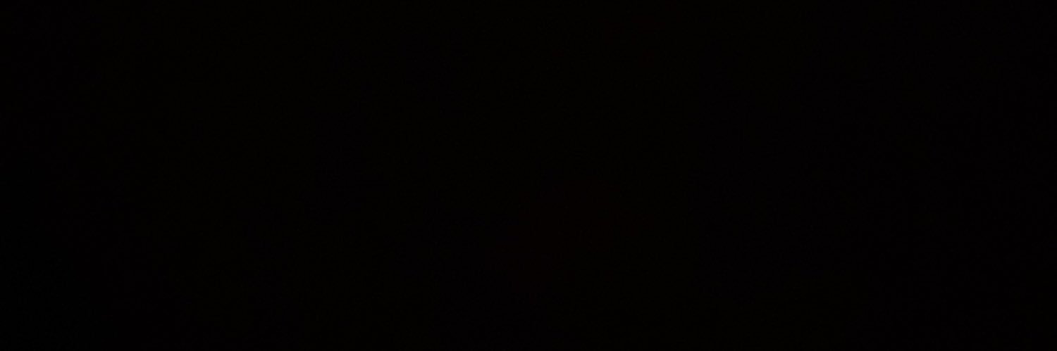 0oeWal's profile banner image