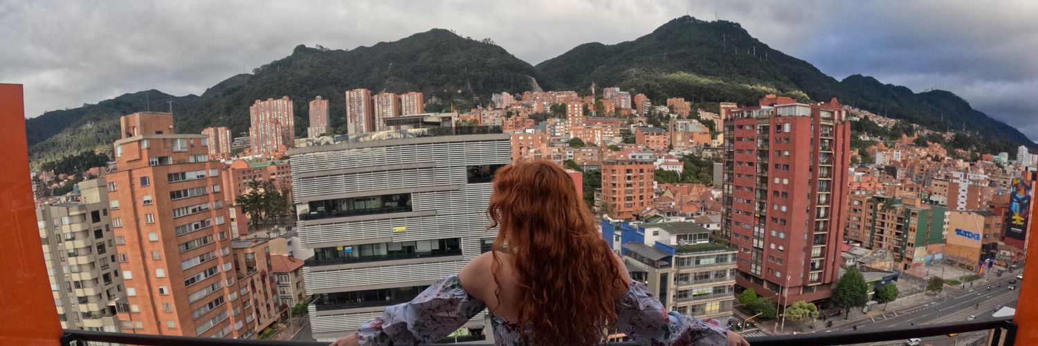 valienteee33's profile banner image