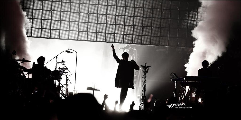 09bill's profile banner image