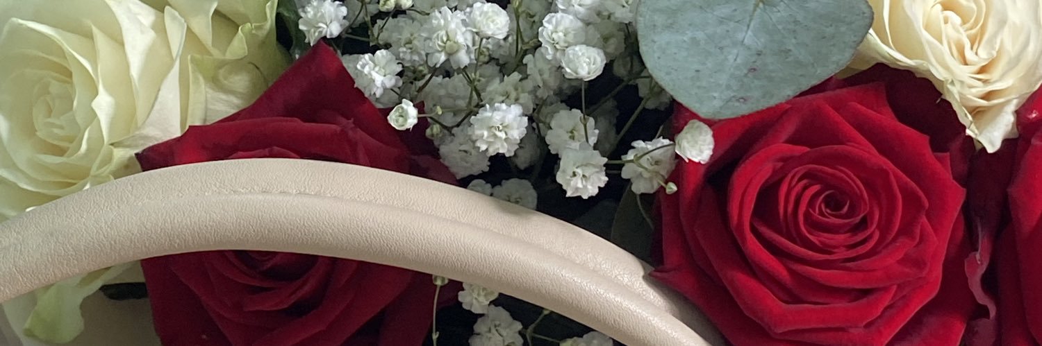 Lenaa_AJ's profile banner image