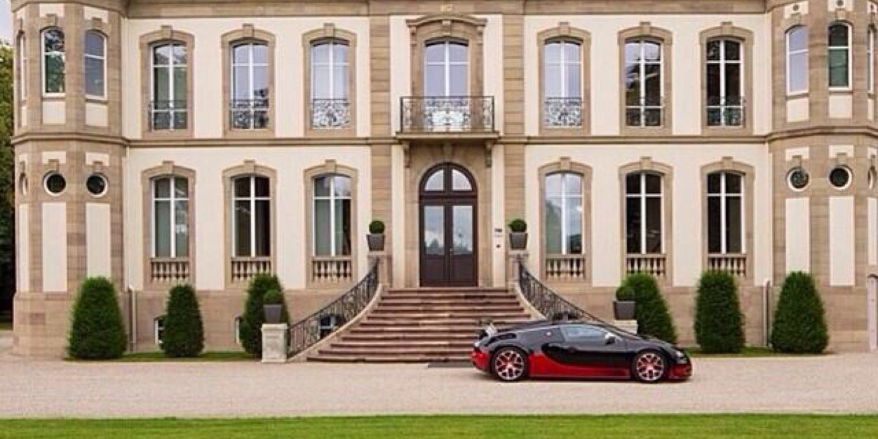 Life Of Luxury banner