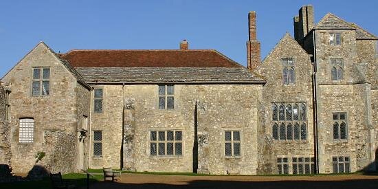 CarisbrookeCMuseum banner