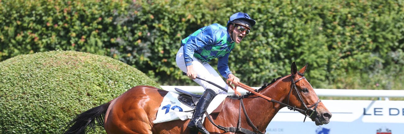 Equidia's banner