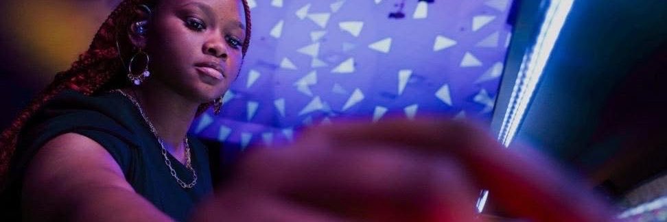 AdMayaKey's profile banner image