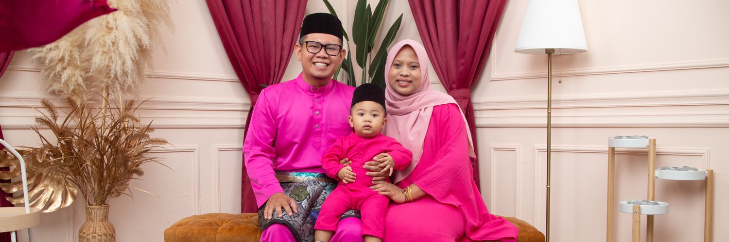 rezzaahmaad's profile banner image