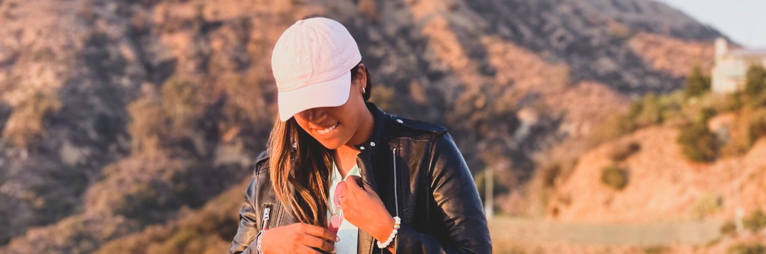 roxyqui's profile banner image
