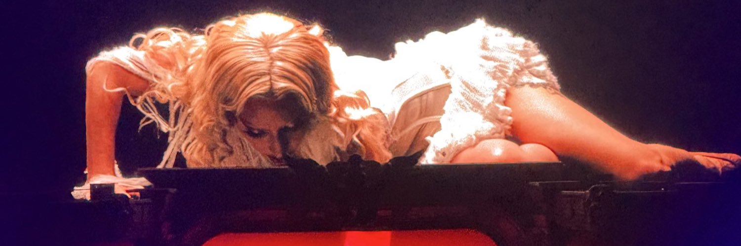 Smellicattt's profile banner image