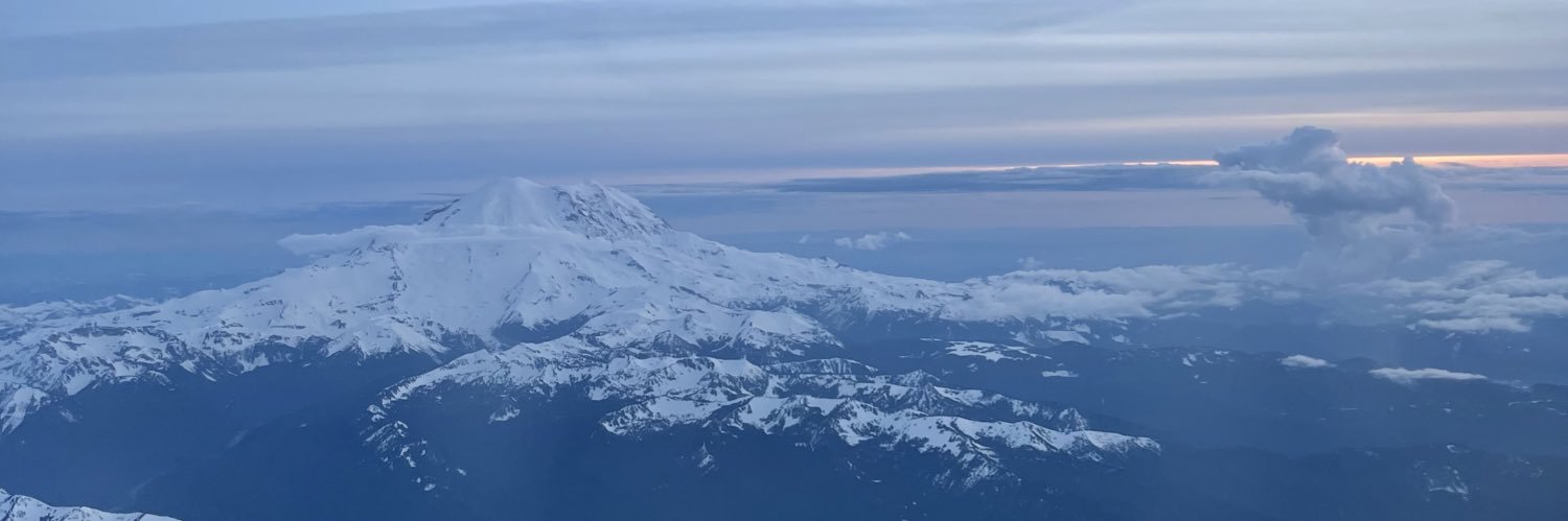luispuchob2's profile banner image