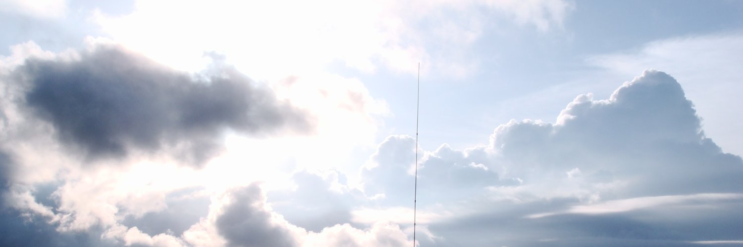 akin_1209's profile banner image