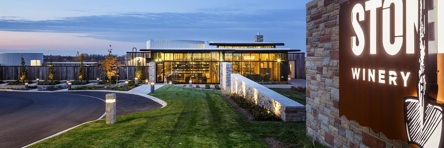 Redstone Winery banner