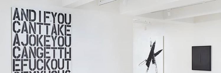 Chic’'s banner