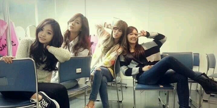 Chorong_86's profile banner image