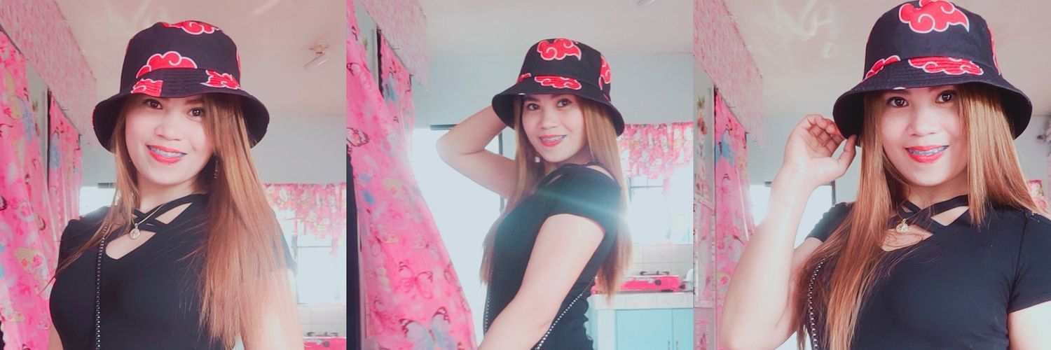 Eva_Manate's profile banner image