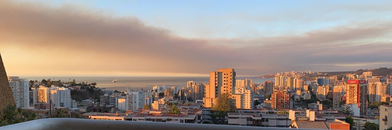 Glor @ 🐶🐶 @glor123.bsky.social banner