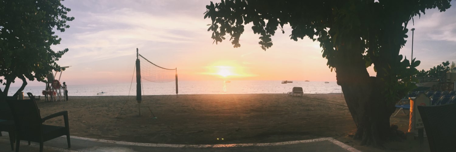 Em banner