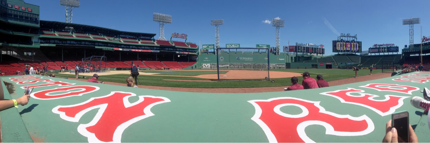 Laurie Devaney banner