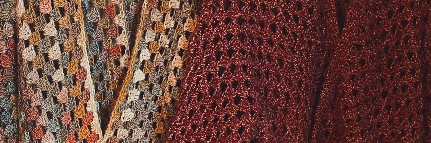 roseymoth's profile banner image