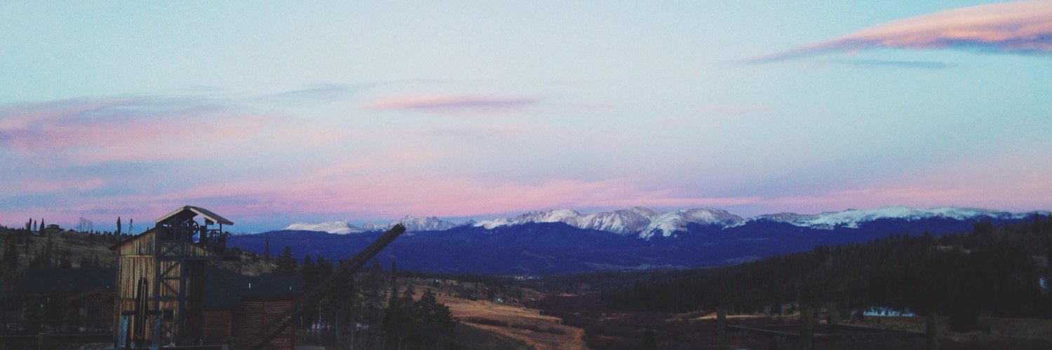 lizzycolburn's profile banner image