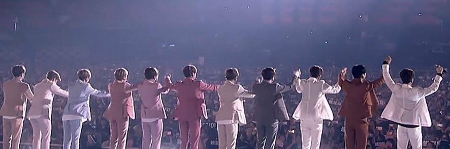 00CloseToYou's profile banner image