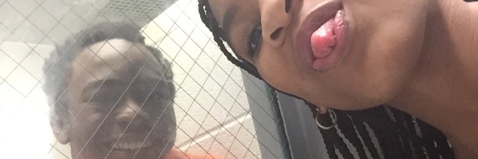yourstruly__me's profile banner image