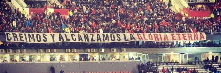 TatiLacanics's profile banner image